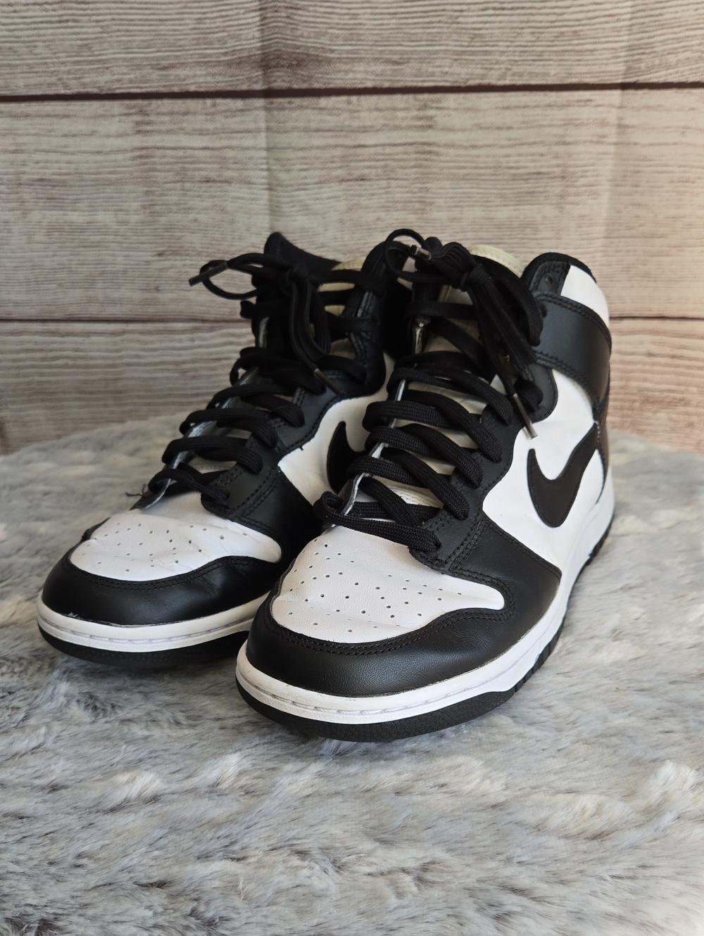 Nike High Top Panda Dunks, Size 9